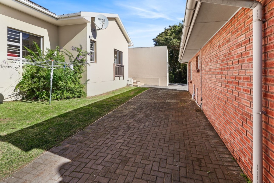 To Let 2 Bedroom Property for Rent in Greenfields Eastern Cape